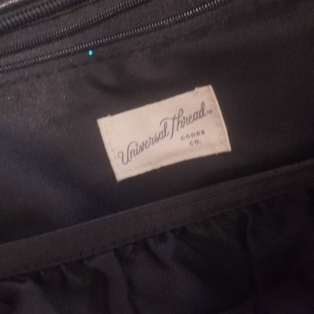 Universal Thread Bag - image 1